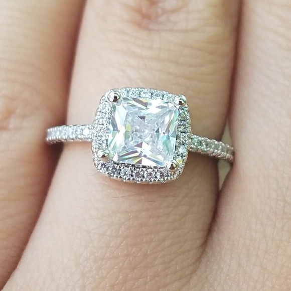 Princess Cut Halo Engagement Ring - Picture 2 of 5